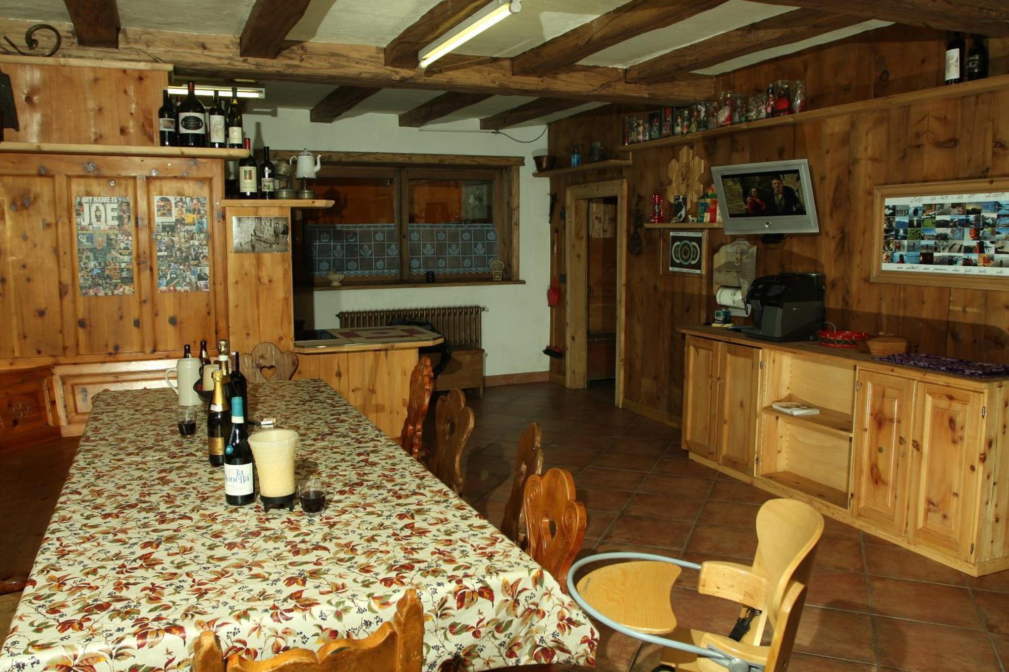 Art Apartments Casa Lapis Livigno Exterior photo
